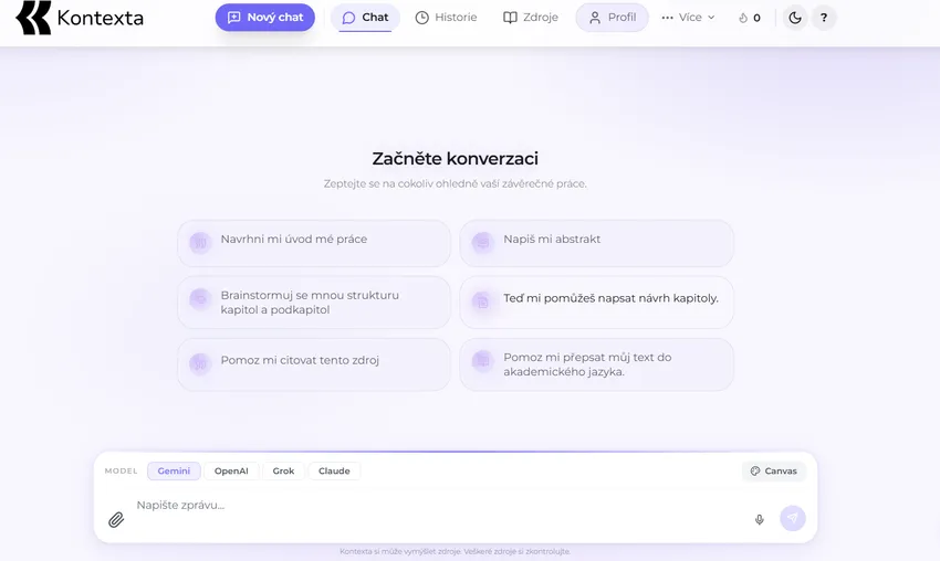 Úvodní obrazovka chatu v Kontextě s návrhy promptů a výběrem AI modelů Gemini, OpenAI, Grok a Claude
